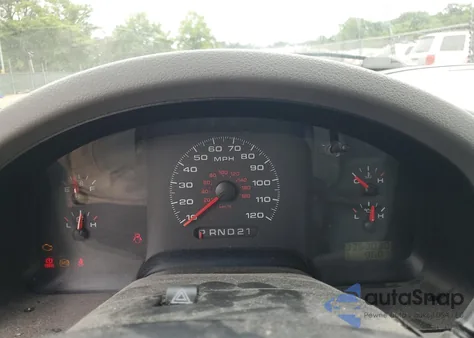 2005 Ford F150 from USA, damaged, VIN 1FTRX12W65NB62400